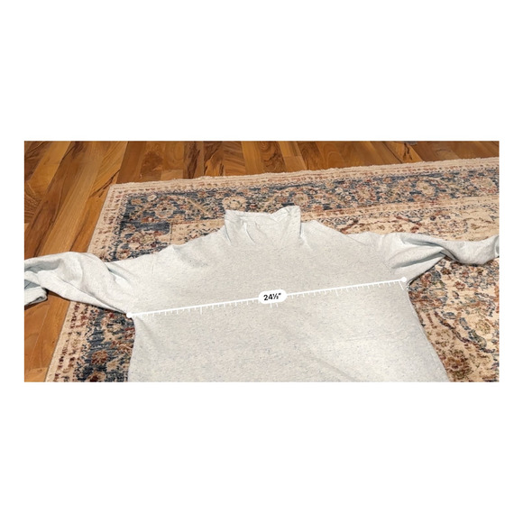 Mock Neck sweatshirt - Picture 2 of 6